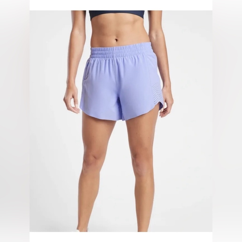 Athleta Hustle 3 inch shorts size 1X 💜